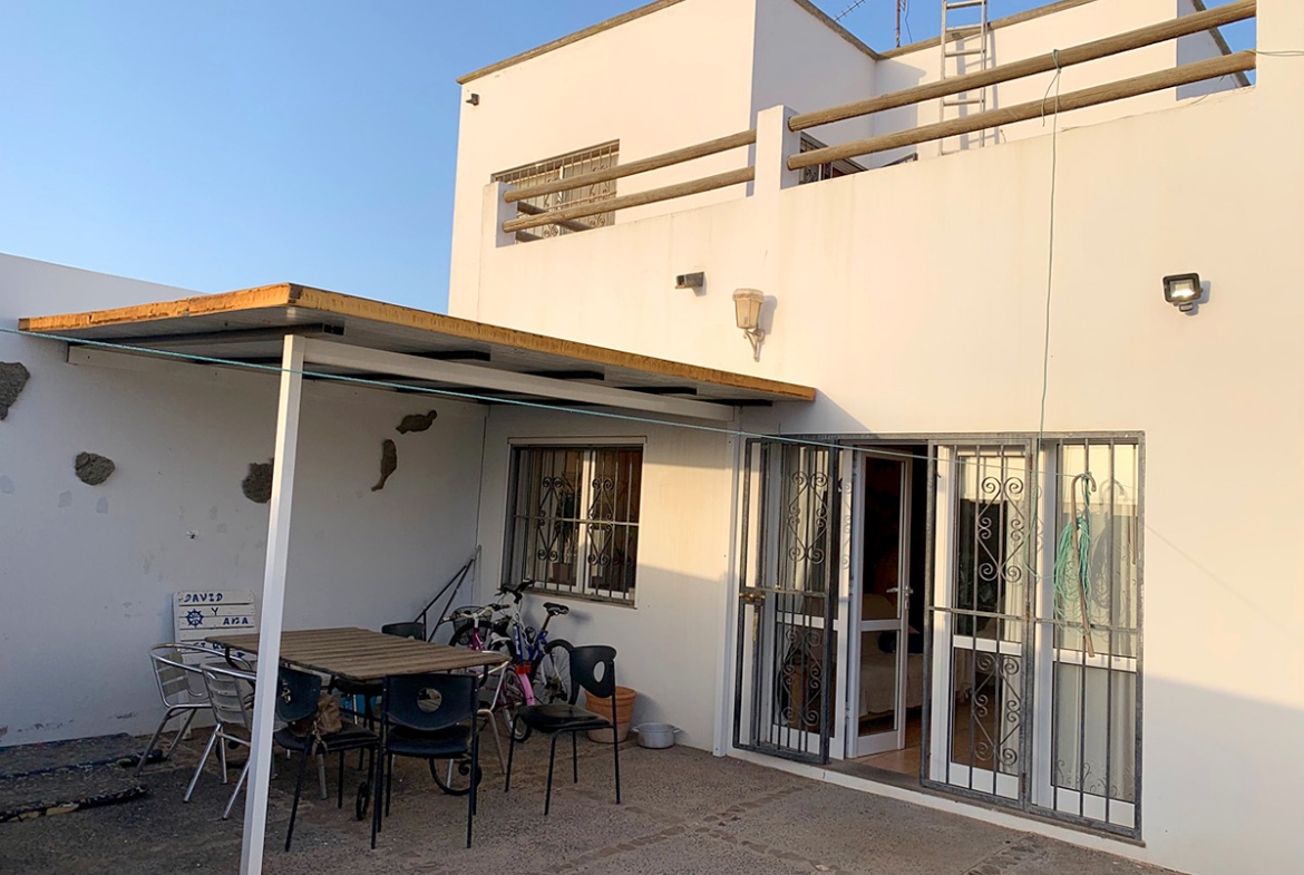 4 bed house for sale in Teguise 1